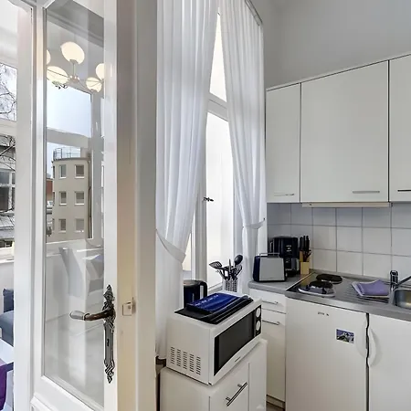 Ahlbeck, Schloss Hohenzollern - Wg 20 - Og 1 Villa